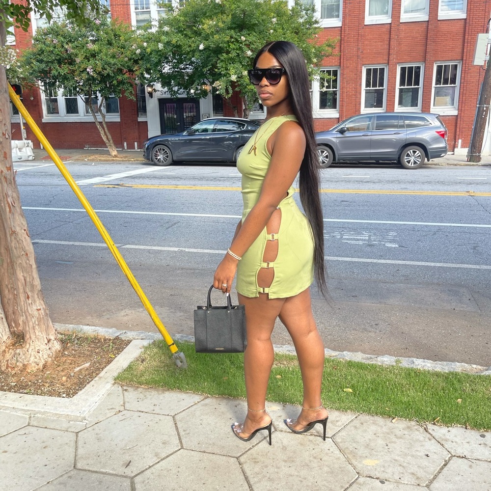 PrettyLitttleThing Sage green, Dress